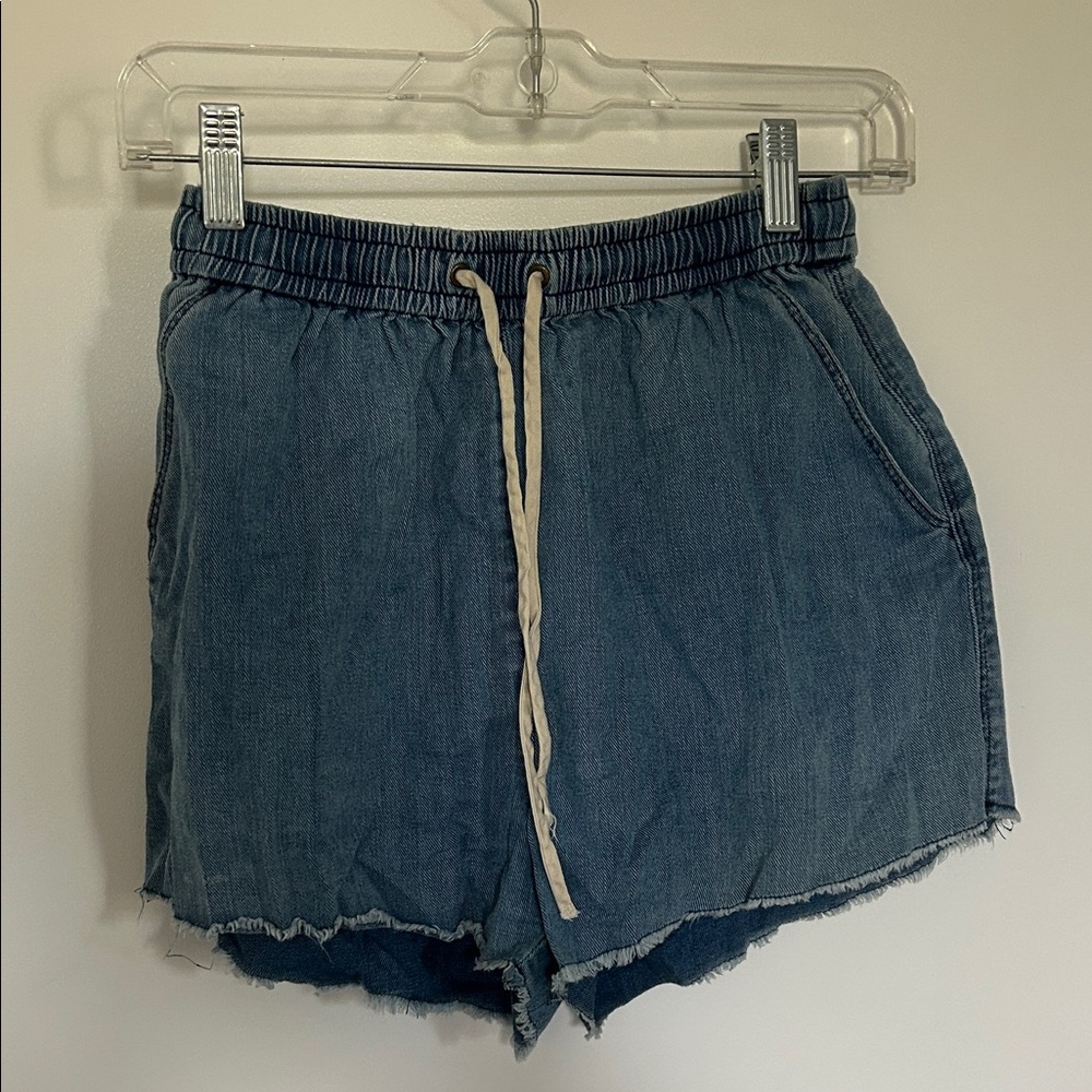 Aritzia Women's Cotton Shorts